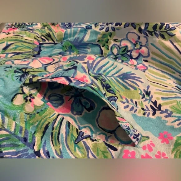 Lilly Pulitzer Disney Collection Linen Shorts Size Small - Picture 6 of 6